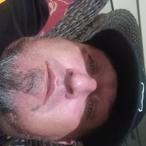 Meet your Posher, Dustin